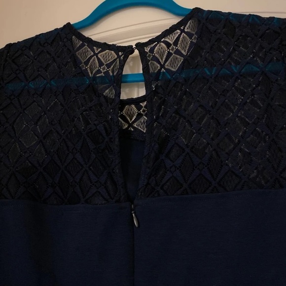 Dress - Picture 4 of 4